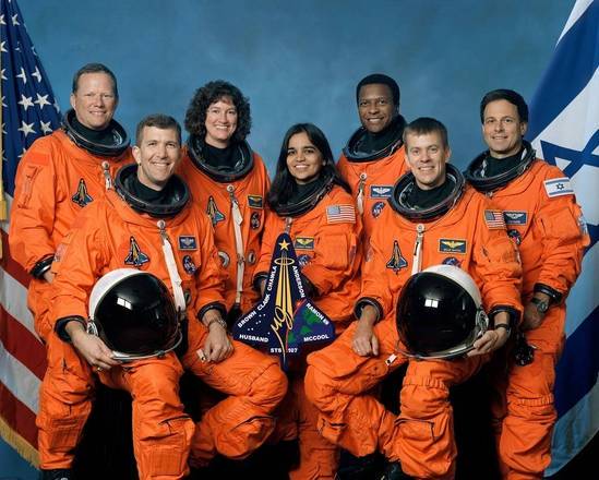 Às 9h13 daquele dia, 4 minutos antes do horário marcado para o pouso, moradores de Dallas relataram que viram o ônibus espacial se desintegrando – Foto: Arquivo/NASA