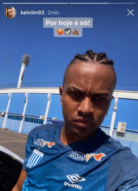 Voltou? Kelvin postou foto saindo de treinamento na Ressacada – Foto: Reprodu&ccedil;&atilde;o/Instagram