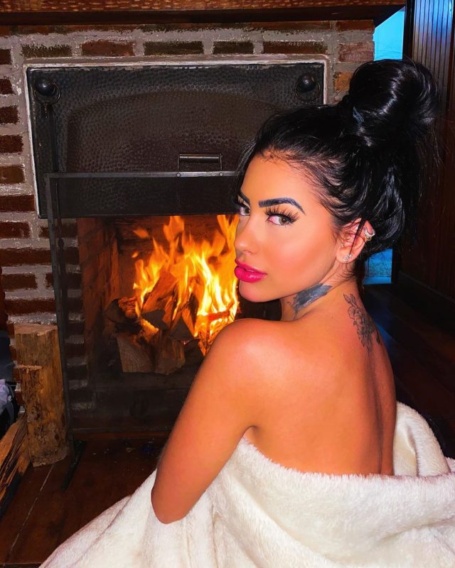 MC Mirella – A funkeira recebeu denúncias recentemente por aliciamento de menores, mas esclareceu a situação. É um dos grandes fenômenos do gênero musical no momento – Foto: Reprodução/Instagram