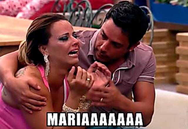 “Por favor, não faz isso!” – Esse momento partiu o nosso coração! Quando Gretchen pediu para sair de A Fazenda 5, Viviane Araújo ficou inconsolável ao ver a amiga se despedindo e chorou até soluçar! – Foto: Reprodução/Record TV
