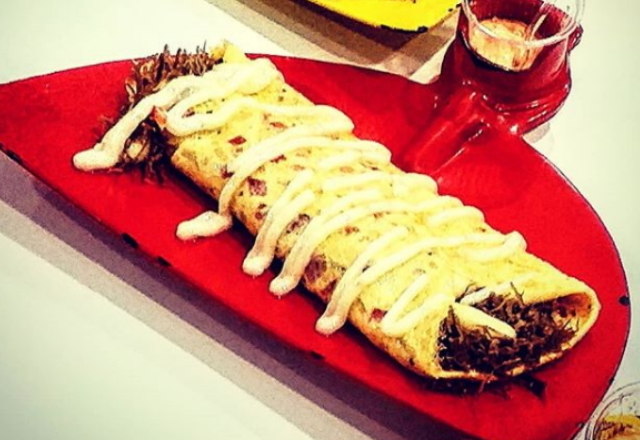 O @cozinhandofacil também arrasou com uma de suas especialidades: omelete recheado com queijo e carne de sol desfiada – Foto: Reprodução/Instagram