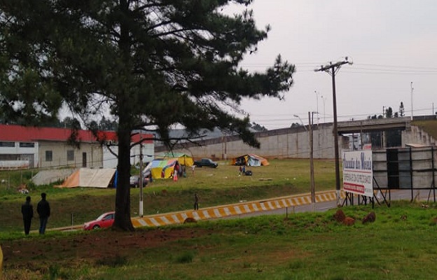 Pol&iacute;cia Militar foi chamada no local da confus&atilde;o – Foto: Reprodu&ccedil;&atilde;o/ND