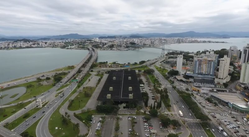 <span style="font-weight: 400;">Áreas consideradas altamente lucrativas para o aluguel – </span>Foto: Centro de Florianópolis – Reprodução NDTV