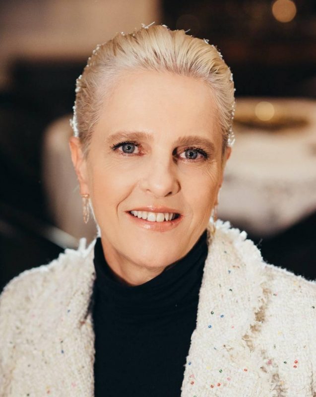 D&eacute;bora Fran&ccedil;a Arenhart, candidata a prefeitura de Blumenau pelo Cidadania – Foto: Reprodu&ccedil;&atilde;o/Facebook