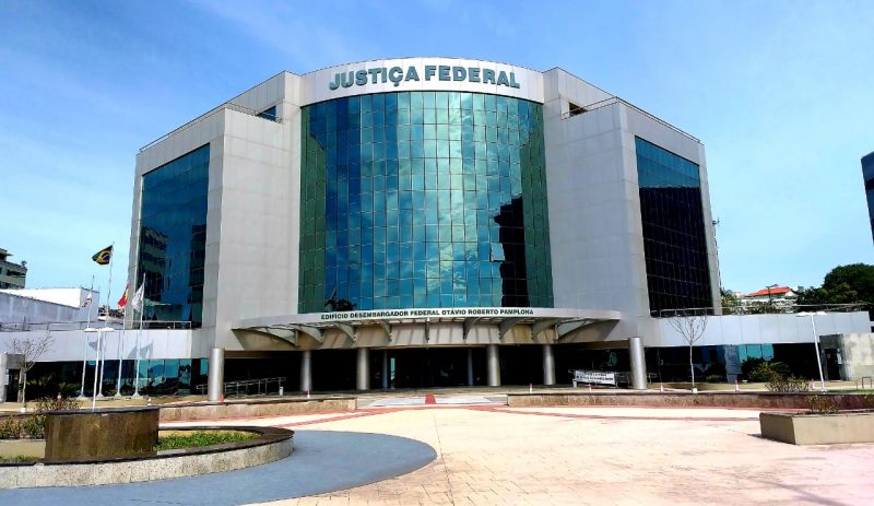 Fachada da sede da Justiça Federal em Florianópolis