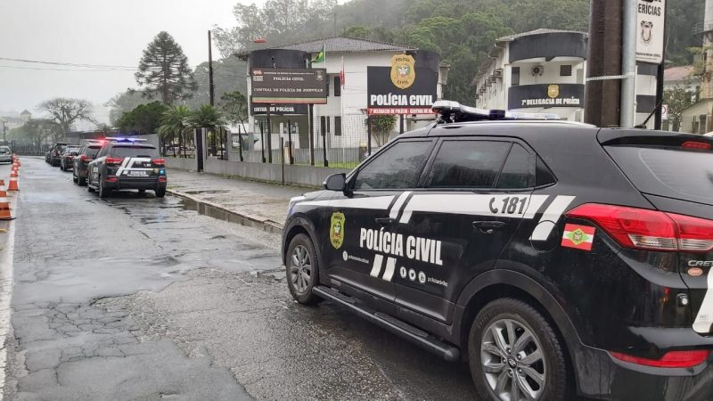 A&ccedil;&atilde;o foi deflagrada na manh&atilde; desta ter&ccedil;a-feira – Foto: Kelly Borges/NDTV