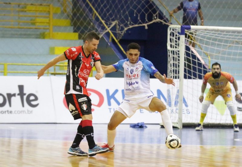 JEC/Krona estreou com vit&oacute;ria e agora viaja ao Rio Grande do Sul para enfrentar o Carlos Barbosa – Foto: Juliano Schmidt/JEC/Krona