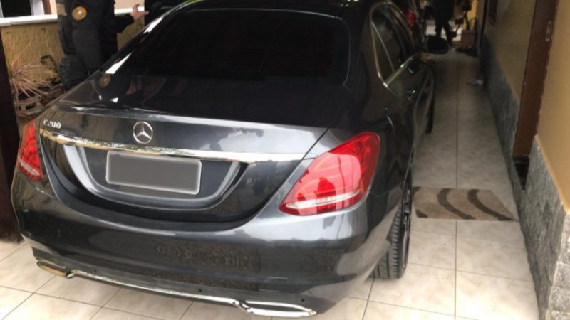 Um dos suspeitos pelos crimes foi preso em Joinville – Foto: PF/Divulga&ccedil;&atilde;o