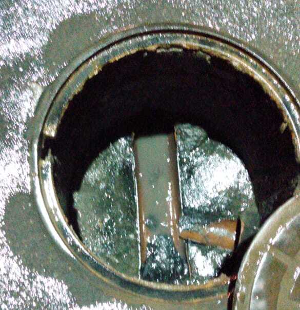 Excesso de gordura ocasionou vazamento, de acordo com a Casan – Foto: Reprodu&ccedil;&atilde;o