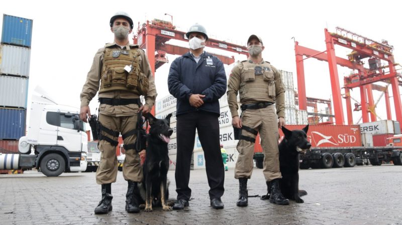 Combate ao crime: parceria foi firmada entre a Pol&iacute;cia Militar e o Porto de Itapo&aacute; – Foto: PM/Divulga&ccedil;&atilde;o ND