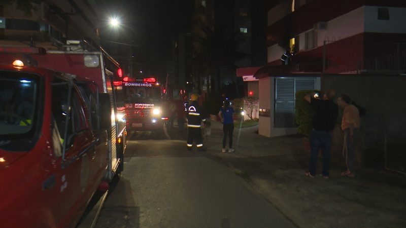 Ao chegar no local, fogo j&aacute; estava controlado – Foto: Ricardo Alves/NDTV