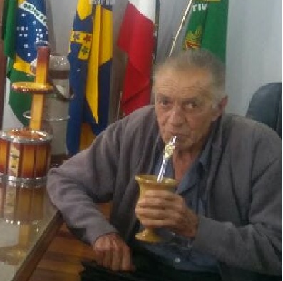 Conhecido na cidade, Erico foi m&uacute;sica na juventude e um dos primeiros comerciantes da cidade – Foto: Arquivo Pessoal/Divulga&ccedil;&atilde;o