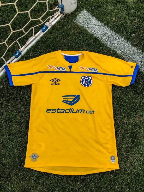 Ava&iacute; amarelando na S&eacute;rie B. Uniforme rejeitado – Foto: Ava&iacute;/Umbro/divulga&ccedil;&atilde;o/ND