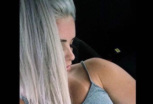 Vanessa Junkes de Souza, de 23 anos, foi morta enquanto dormia. Foto: Divulga&ccedil;&atilde;o/ND