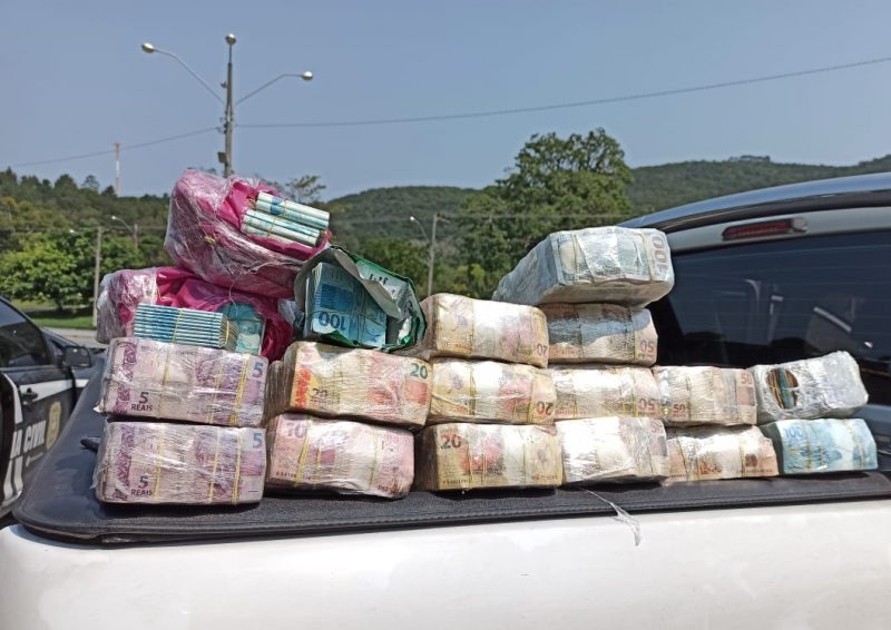 Opera&ccedil;&atilde;o Lado A apreendeu mais de R$ 3 milh&otilde;es em Palho&ccedil;a – Foto: Pol&iacute;cia Civil/Divulga&ccedil;&atilde;o/ND