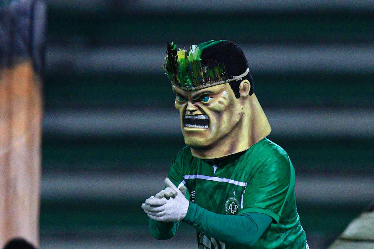 A Associação Chapecoense de Futebol comunicou que todas as atividades do clube estão suspensas nesta quinta-feira (31). O clube ainda informou que será realizado um cortejo em homenagem ao presidente Paulo Ricardo Magro, às 14h20, com saída na Arena Condá - Márcio Cunha/AFC/divulgação