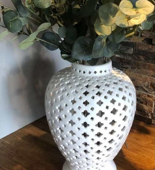 Foto tirada por Naomi mostra rosto de um homem – Foto: Mirror/Reprodu&ccedil;&atilde;o