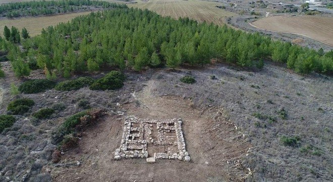 Fortaleza milenar descrita no Livro dos Juízes foi descoberta em Israel. – Foto: Facebook/Reprodução/ND