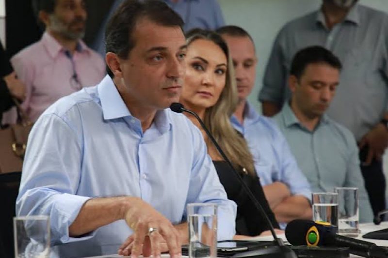 Levantamento retrata o que pensam os catarinenses sobre sobre a atua&ccedil;&atilde;o da governadora interina Daniela Reinehr (sem partido) e do governador afastado Carlos Mois&eacute;s (PSL) – Foto: Divulga&ccedil;&atilde;o/ND