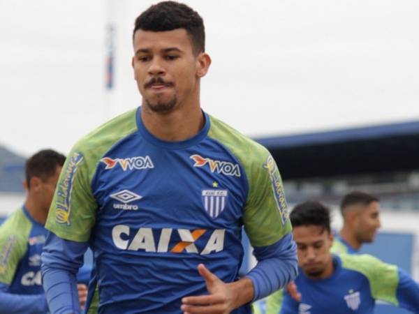 Matheus Paquet&aacute; j&aacute; passou por Ava&iacute;, Marc&iacute;lio Dias e Almirante Barroso – Foto: Andr&eacute; Palma Ribeiro/Ava&iacute;