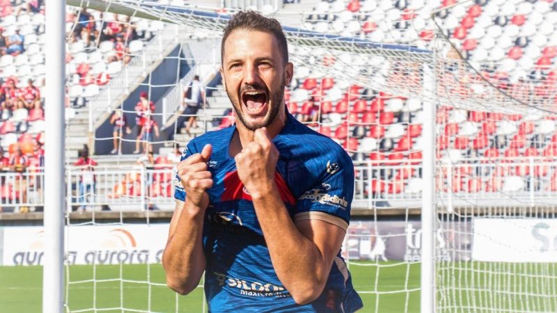 Magr&atilde;o da consist&ecirc;ncia e seguran&ccedil;a ao setor defensivo do Marinheiro – Foto: Marc&iacute;lio Dias/Divulga&ccedil;&atilde;o