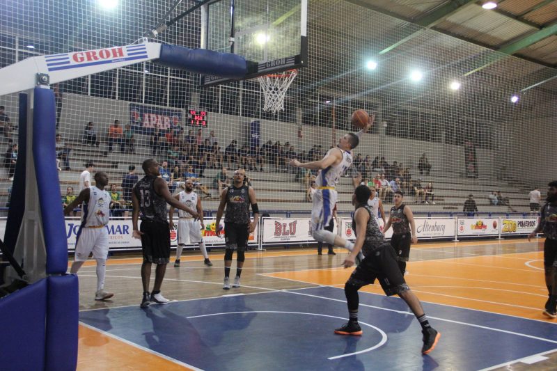 Blackstar e Basquete Joinville entram em quadra neste s&aacute;bado (15) – Foto: Thaissa Machado/Divulga&ccedil;&atilde;o