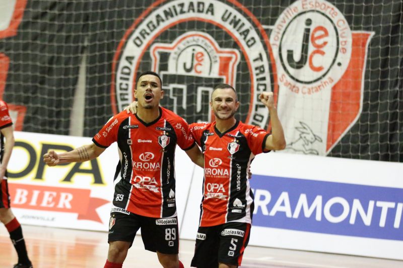 O entrosamento de Caio e Dieguinho tem rendido muitos gols para o Tricolor – Foto: Juliano Schmidt/JEC/Krona