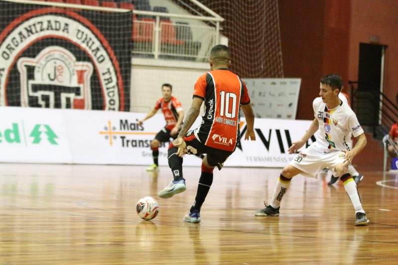 JEC/Krona foi goleado pelo Blumenau na estreia do Estadual – Foto: Juliano Schmidt/JEC/Krona