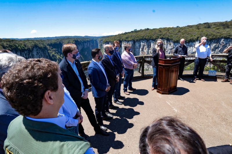 Ao longo de 30 anos de concess&atilde;o, o investimento nos parques deve chegar a R$ 270 milh&otilde;es – Foto: Mauricio Vieira / Secom/ND