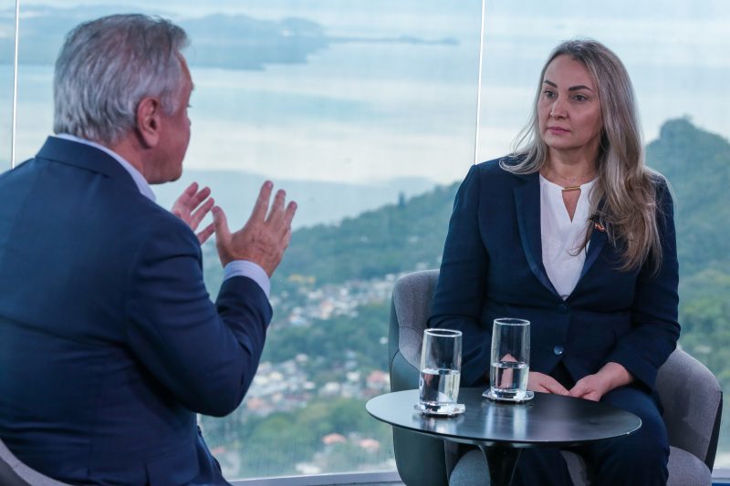 Governadora disse que dever&aacute; ocorrer mudan&ccedil;as na equipe de governo – Foto: Mauricio Vieira/Secom/ND