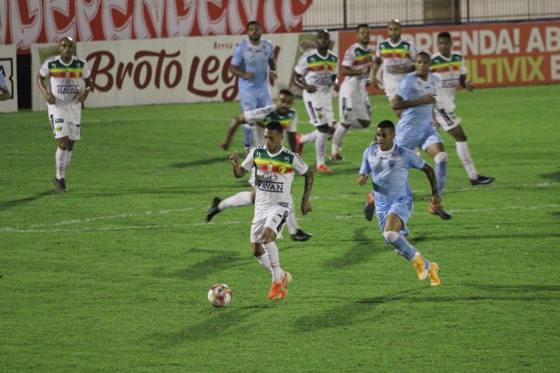 Brusque derrotou o Londrina pelo placar de 2 a 1 e reassumiu a lideran&ccedil;a do Grupo B, na S&eacute;rie C – Foto: Lucas Gabriel Cardoso/Bruque FC