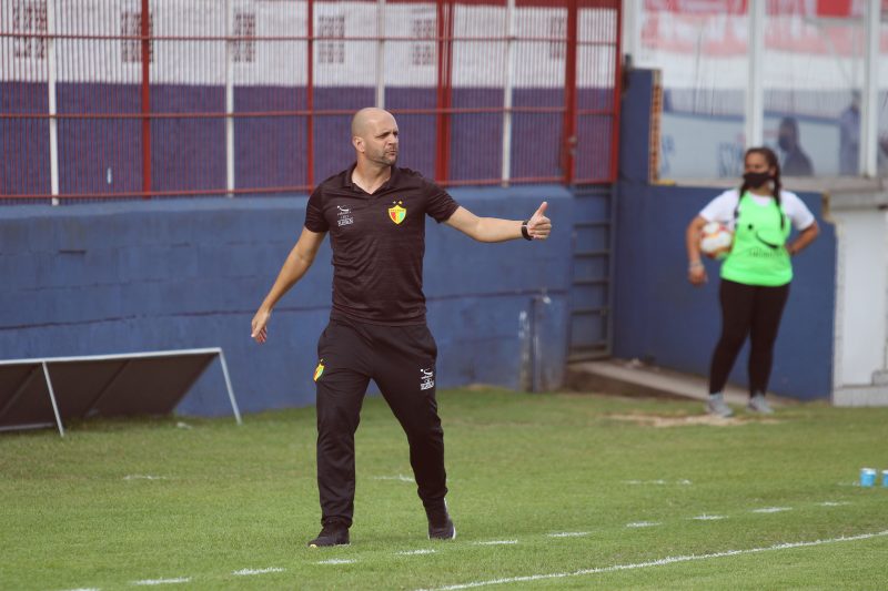 Jersinho Testoni, t&eacute;cnico do Brusque – Foto: Lucas Gabriel Cardoso/Brusque FC