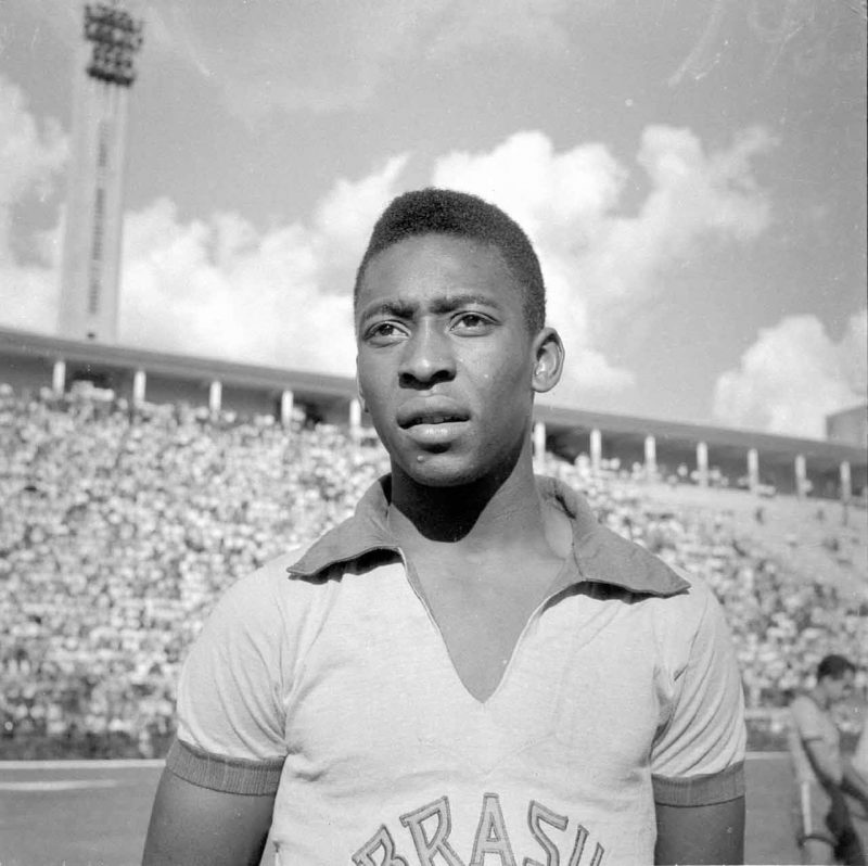 Pelé brilhou em Brasil x Argentina
