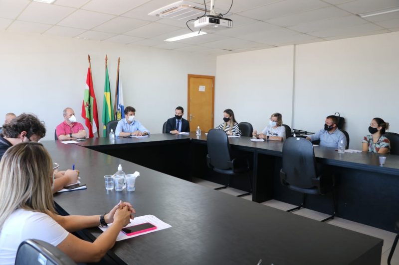 Prefeitura de Balne&aacute;rio Cambori&uacute; definiu medidas de fiscaliza&ccedil;&atilde;o de aglomera&ccedil;&otilde;es durante o feriad&atilde;o. – Foto: Divulga&ccedil;&atilde;o/SECOM BC