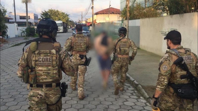 Homem de 26 anos com 59 ocorr&ecirc;ncias na pol&iacute;cia &eacute; preso em Porto Belo – Foto: Divulga&ccedil;&atilde;o ND