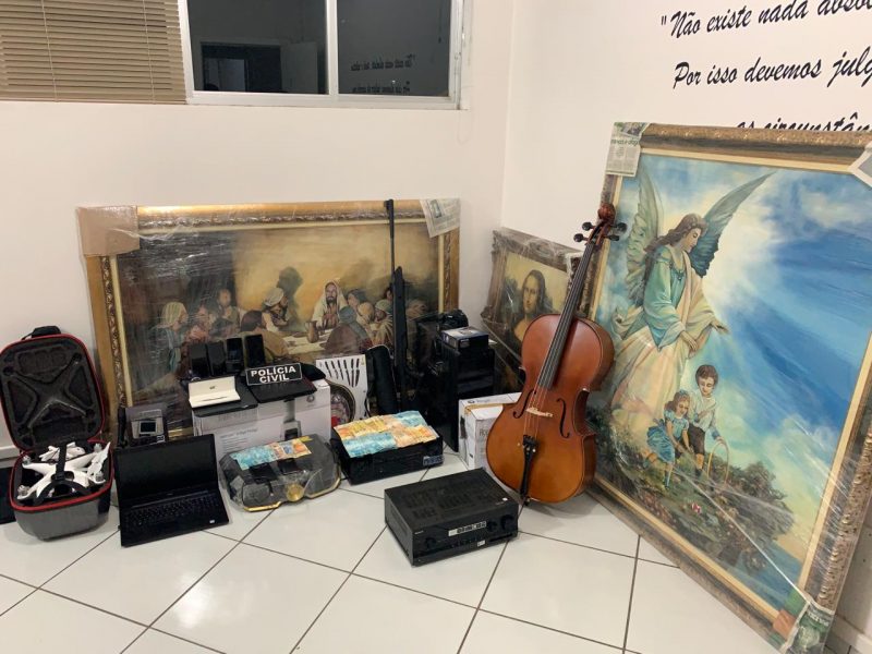 Opera&ccedil;&atilde;o Fara&oacute; prende um suspeito por fraudes financeiras em Itaja&iacute; – Foto: Pol&iacute;cia Civil de Videira