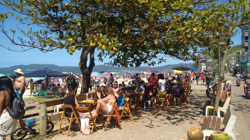 Turistas aproveitaram o domingo de sol no dia 11 de outubro – Foto: Eliane Figueiredo/Divulga&ccedil;&atilde;o/ND