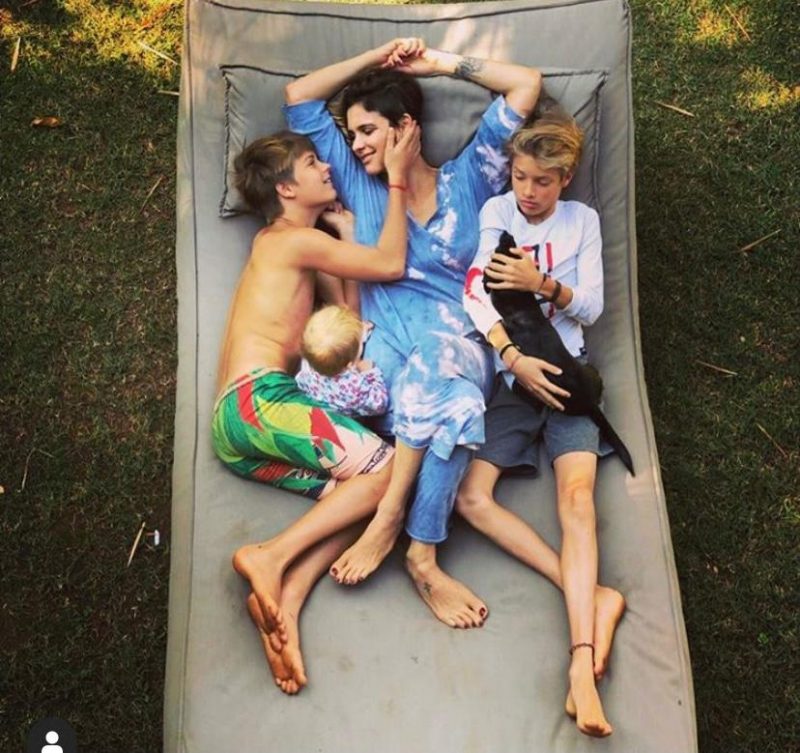 Fernanda Lima &eacute; casada com Rodrigo Hilbert, com quem t&ecirc;m tr&ecirc;s filhos – Foto: Instagram/Reprodu&ccedil;&atilde;o