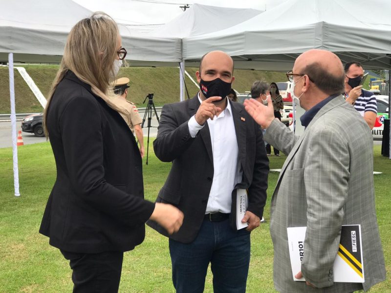 Secret&aacute;rio de Infraestrutura do Estado, Thiago Vieira, afirmou que a obra est&aacute; 100% conclu&iacute;da. – Foto: Isabela Corr&ecirc;a/ND Mais