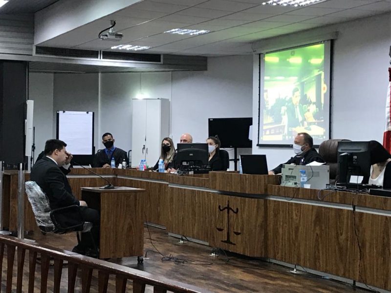 Delegado Eli&eacute;ser, respons&aacute;vel pela investiga&ccedil;&atilde;o, foi o primeiro a ser ouvido – Foto: Luana Amorim/ND