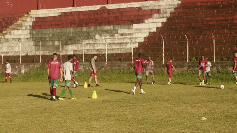 Fluminense manteve comiss&atilde;o t&eacute;cnica e aposta nos destaques da temporada passada para conquistar o acesso – Foto: Carine Silva/Fluminense