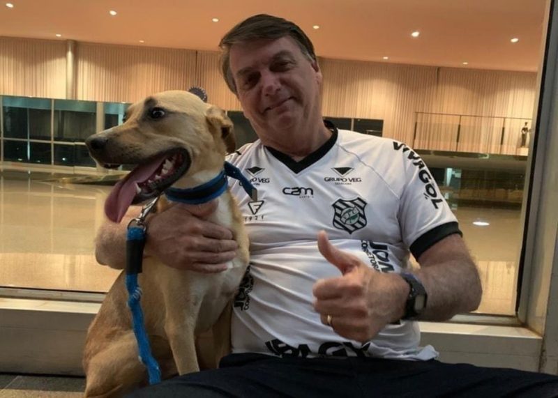 “Vacina obrigat&oacute;ria s&oacute; aqui no Fa&iacute;sca”, disse Jair Bolsonaro – Foto: Reprodu&ccedil;&atilde;o/Twitter