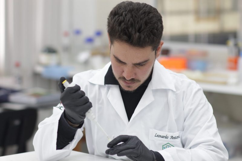 M&eacute;todo desenvolvido pelos pesquisadores da universidade estadual dispensa envio do material coletado para os laborat&oacute;rios – Foto: Divulga&ccedil;&atilde;o Udesc/ND