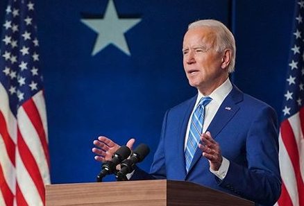 Joe Biden toma posse como o 46º presidente dos Estados Unidos nesta quarta (20)