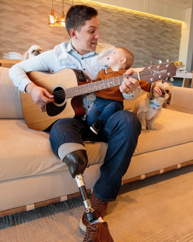 Jakson Follmann teve um filho e se dedica à música – Foto: Reprodução/Instagram