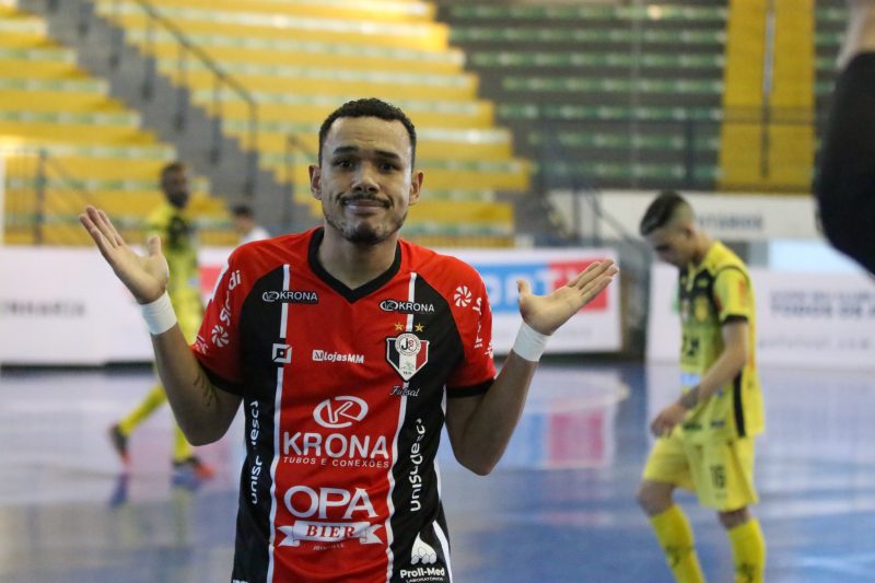 Futsal: Joinville acerta retorno do pivô Dieguinho