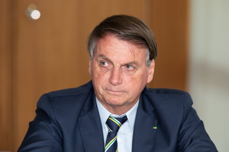 O presidente Jair Bolsonaro e ministros foram até o Congresso Nacional entregar MP de privatização da Eletrobras na noite desta terça (23) – Foto: Isac Nobrega/ND