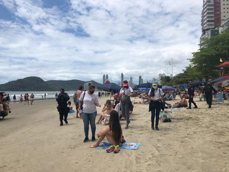 Praias ficaram cheias durante o feriado em Balneário Camboriú &#8211; Foto: Prefeitura de Balneário Camboriú/Divulgação