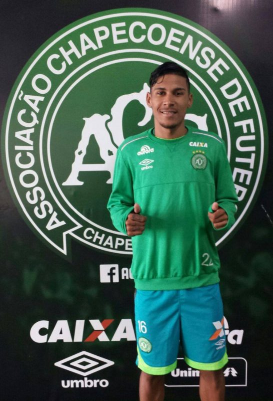 Aílton Cesar Junior Alves da Silva: conhecido como Canela, o atacante tinha 22 anos, era natural de Matão, no interior de São Paulo. Contratado para o ataque da Chape em junho de 2016 disputou apenas seis jogos com a camisa alviverde. – Foto: Arquivo Pessoal