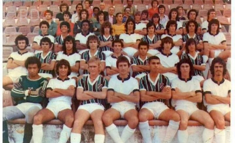 Elenco do Figueirense juvenil, tricampe&atilde;o da cidade de Florian&oacute;polis, 1976, 1977 e 1978. Muitos atletas conhecidos como Ivon&iacute;zio, James, Renato, Paulinho, Serginho, Marcos Vinicius, Carioca, Tonho, Fl&aacute;vio, Tinho, Ailton, Jardim Zagueiro, Baby, Celinho, Odemir, Pe&ccedil;anha, Nen&eacute;m, Hulk, Mosca, Ademir, Jadir, Nazareno Silva entre outros.